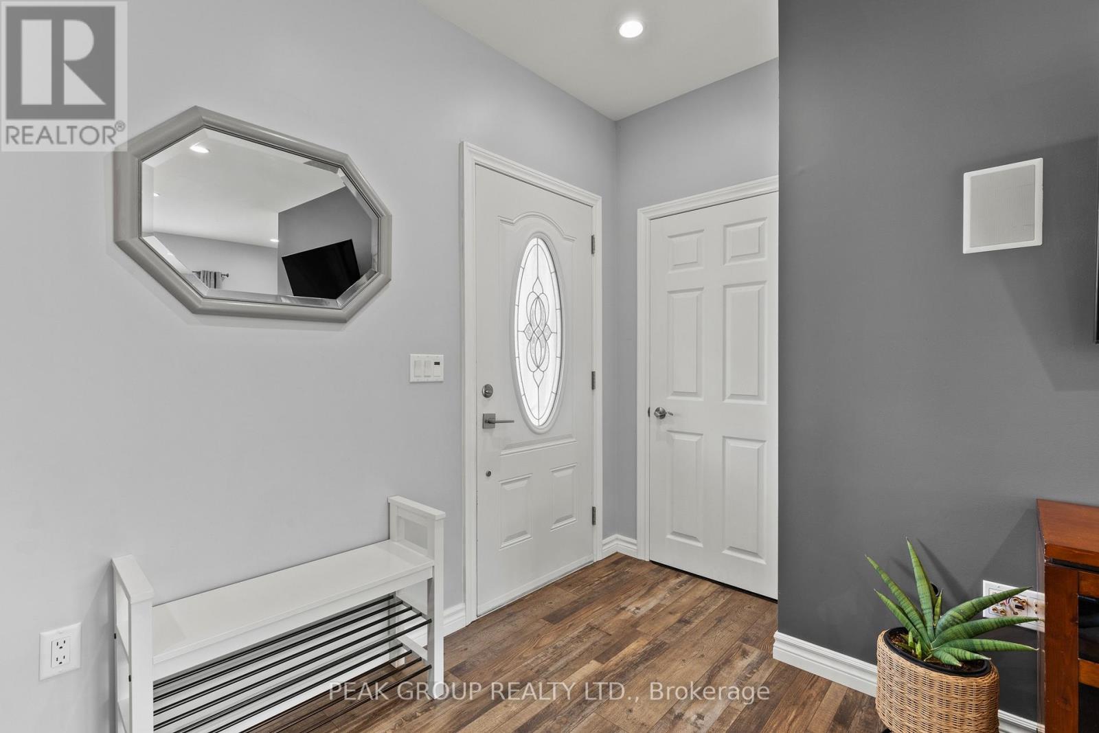 19 Bosnich Avenue, Welland, Ontario L3C 2W6 - Photo 6 - X13758344
