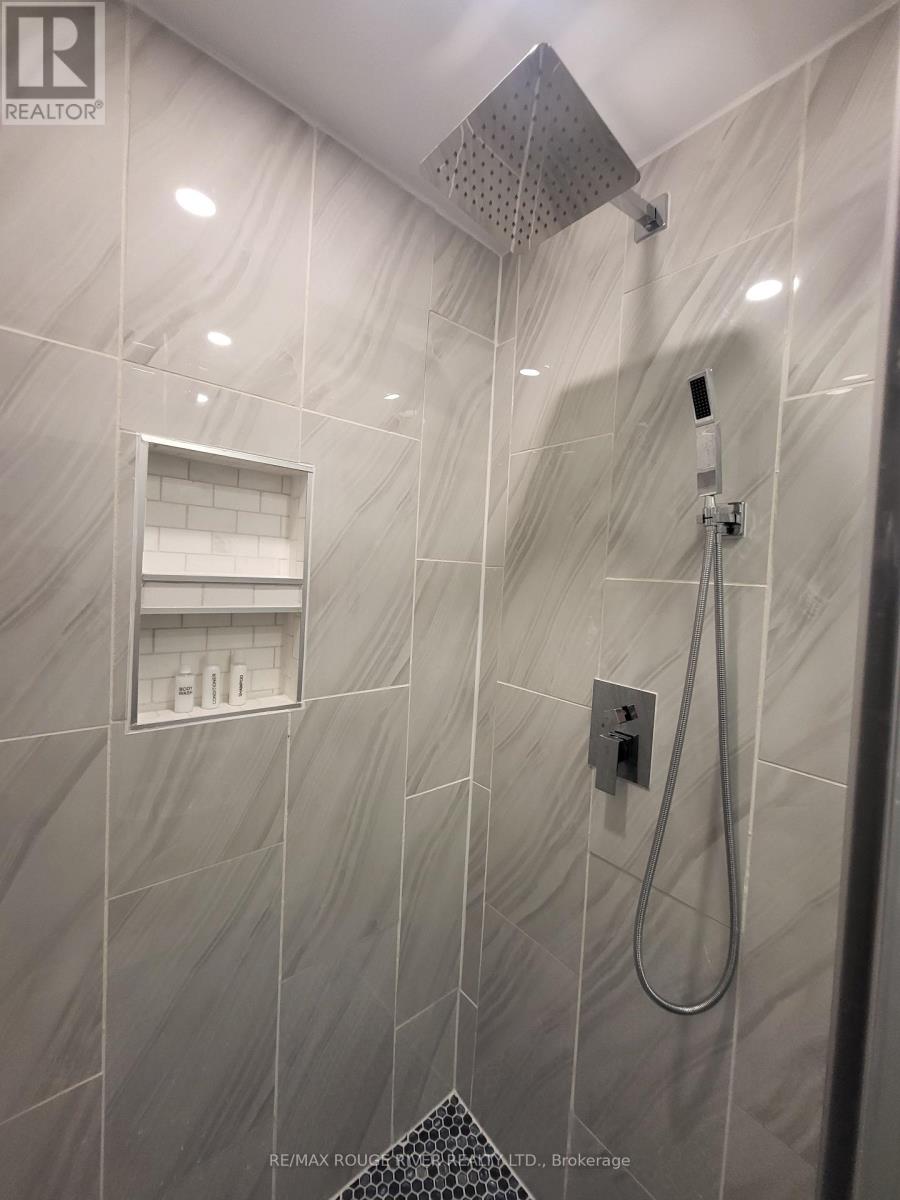 Lower - 6 Lippincott Street, Toronto, Ontario  M5T 2R5 - Photo 22 - C13758370