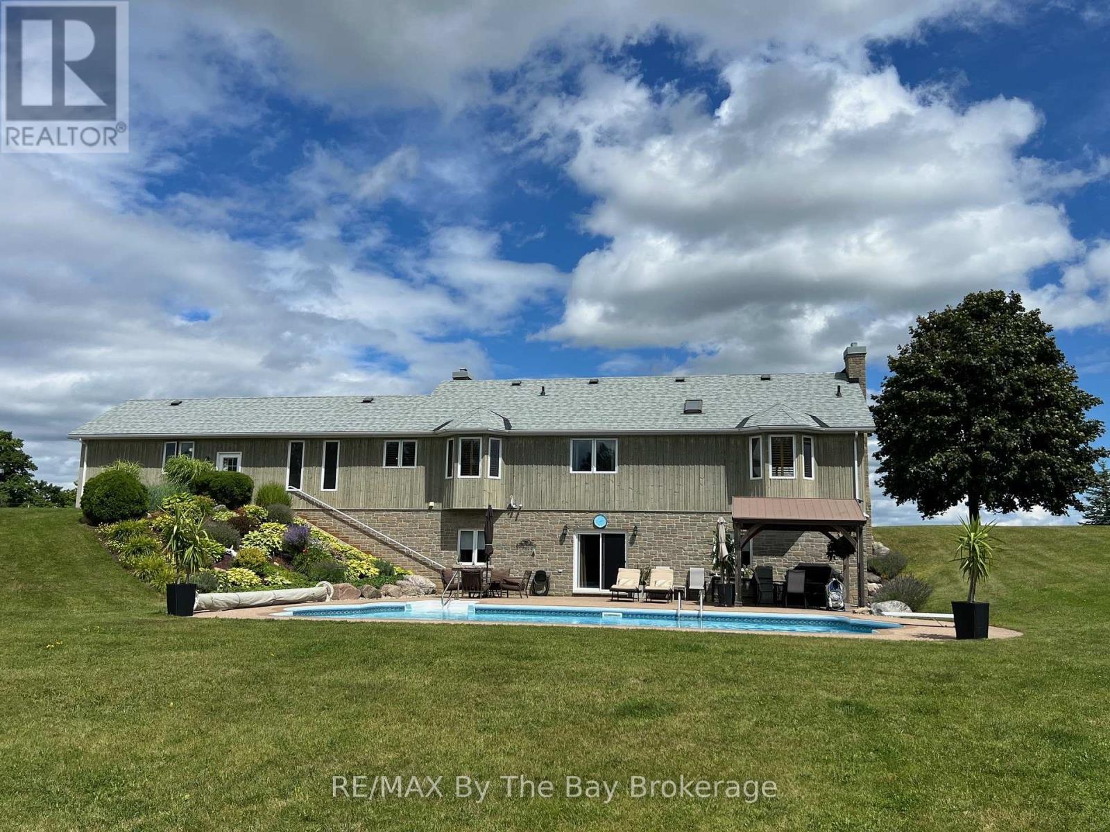 2332 CENTRE LINE, Clearview, Ontario