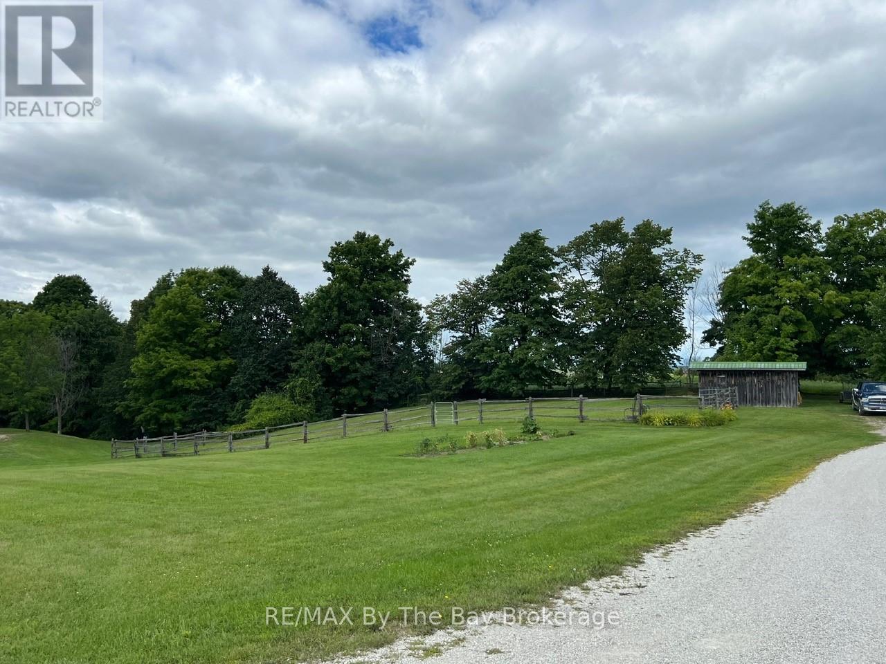 2332 Centre Line, Clearview, Ontario  L0M 1G0 - Photo 12 - S12514934