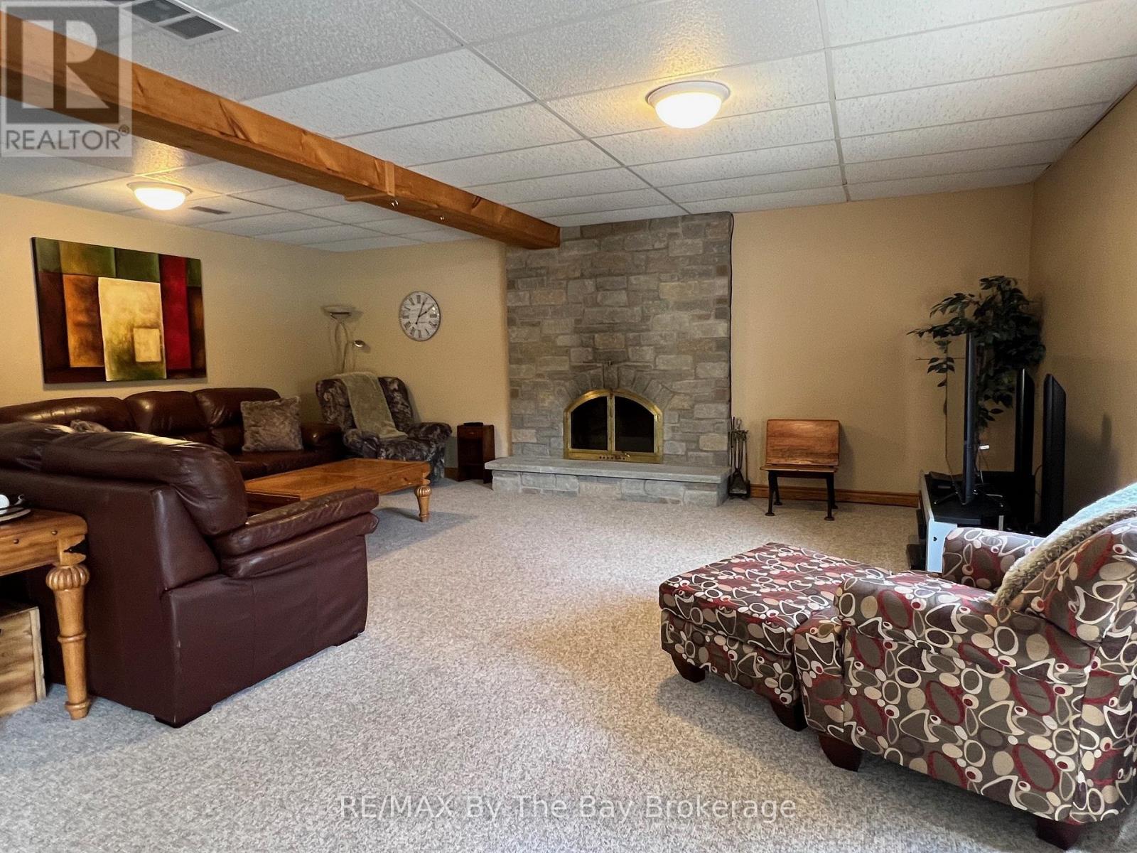 2332 Centre Line, Clearview, Ontario  L0M 1G0 - Photo 25 - S12514934