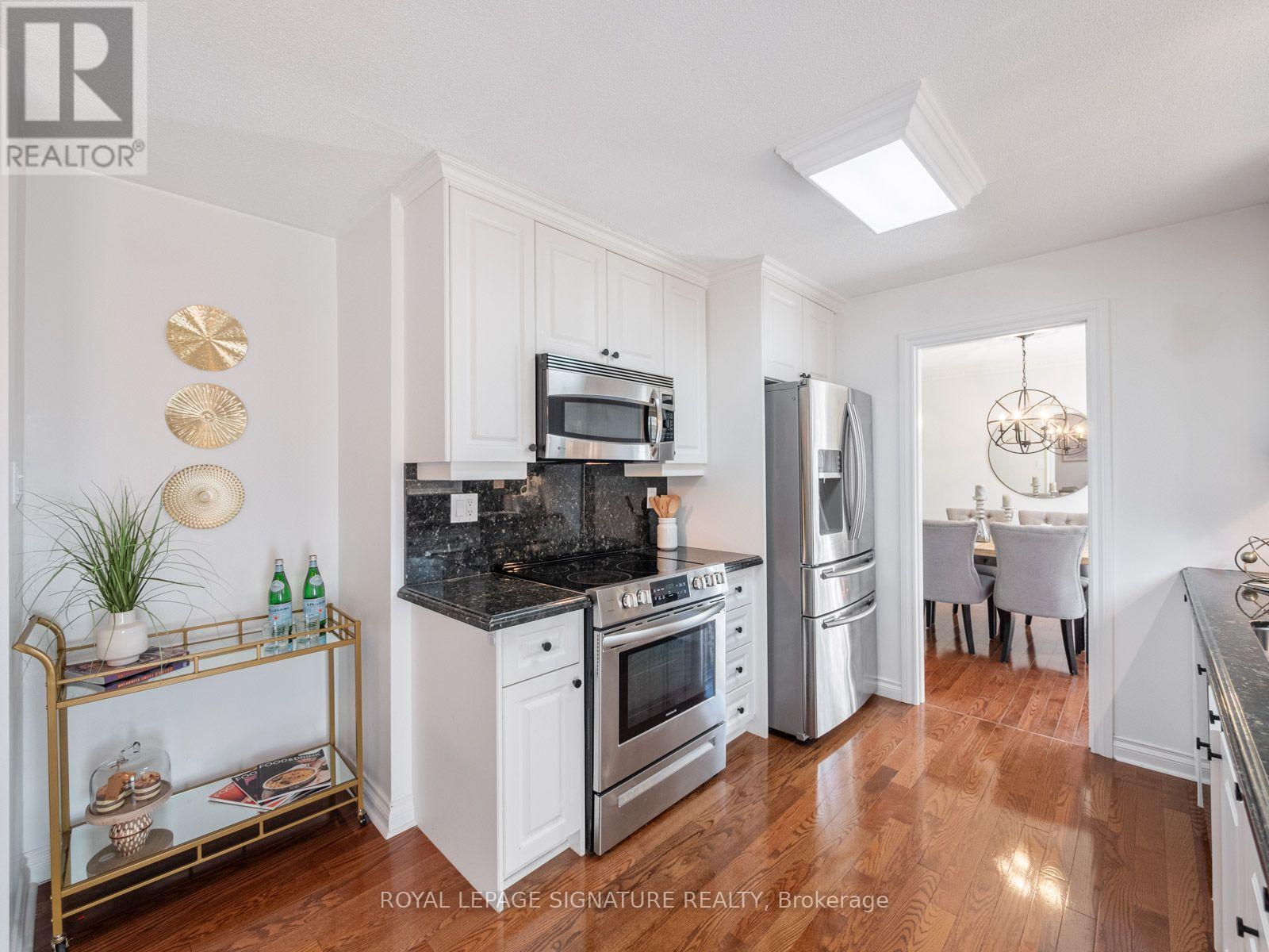 1 Rolling Meadows, Toronto, Ontario  M1C 1X8 - Photo 19 - E13758354