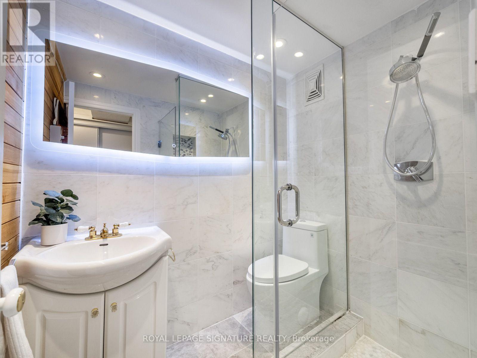 1 Rolling Meadows, Toronto, Ontario  M1C 1X8 - Photo 39 - E13758354