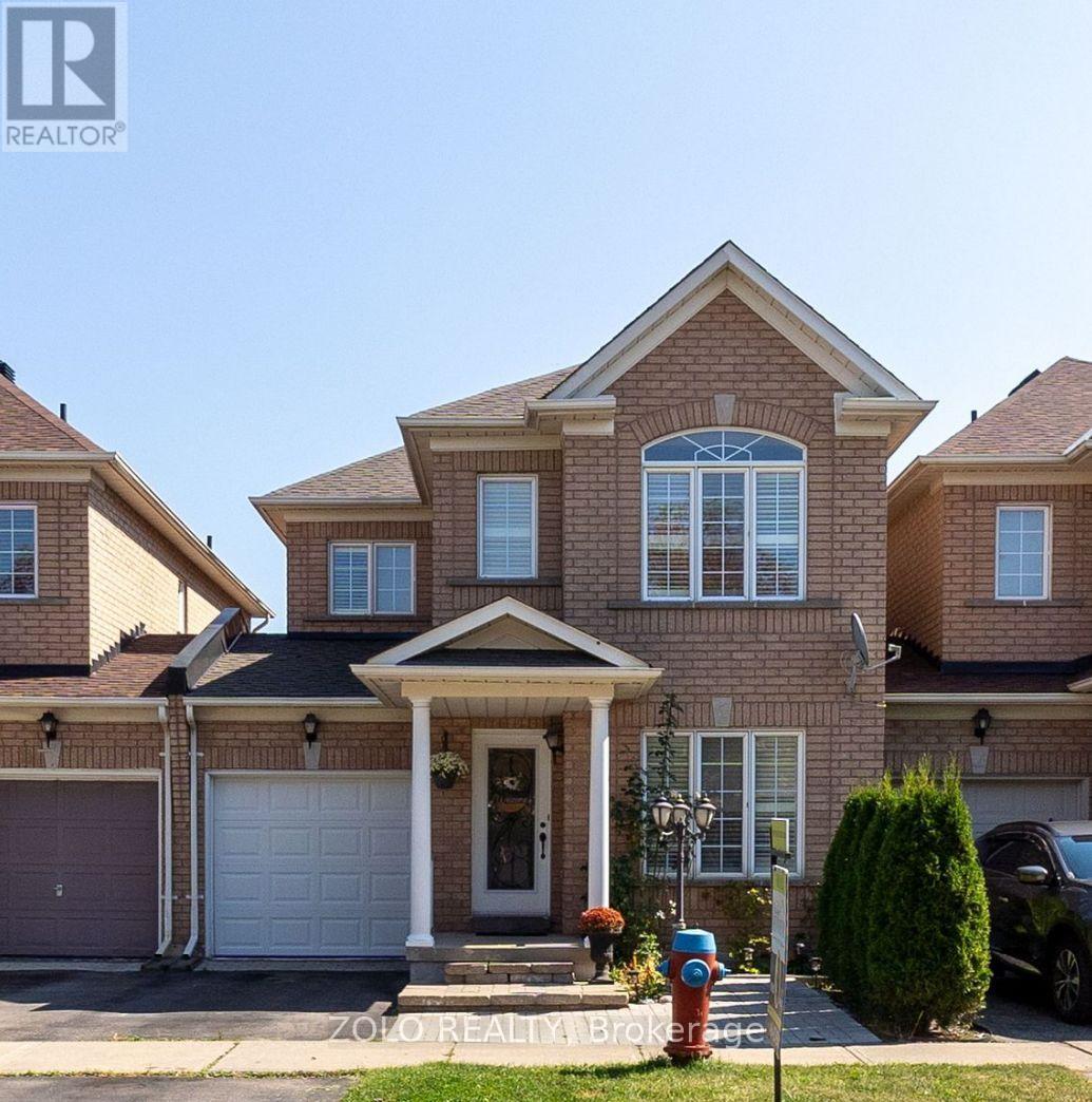 33 Walkview Crescent, Richmond Hill, Ontario  L4E 4H5 - Photo 1 - N13758348