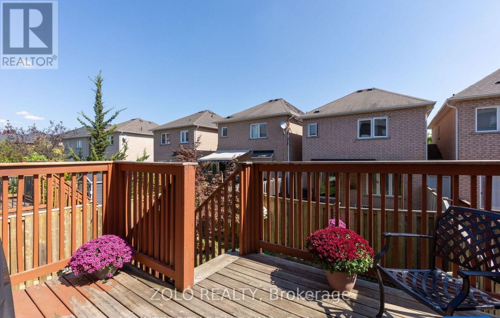 33 Walkview Crescent, Richmond Hill, Ontario  L4E 4H5 - Photo 20 - N13758348