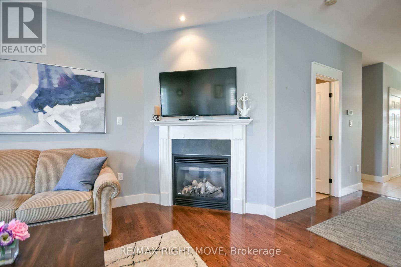 3938 Wood Avenue, Severn (West Shore), Ontario  L3V 0Y9 - Photo 19 - S13758358