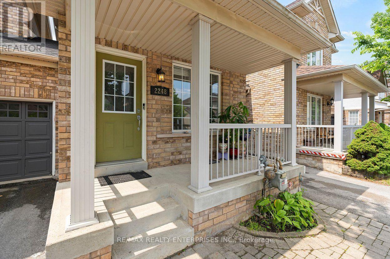 2248 SETON CRESCENT Burlington (Orchard) Ontario Canada L7L6Y4 3