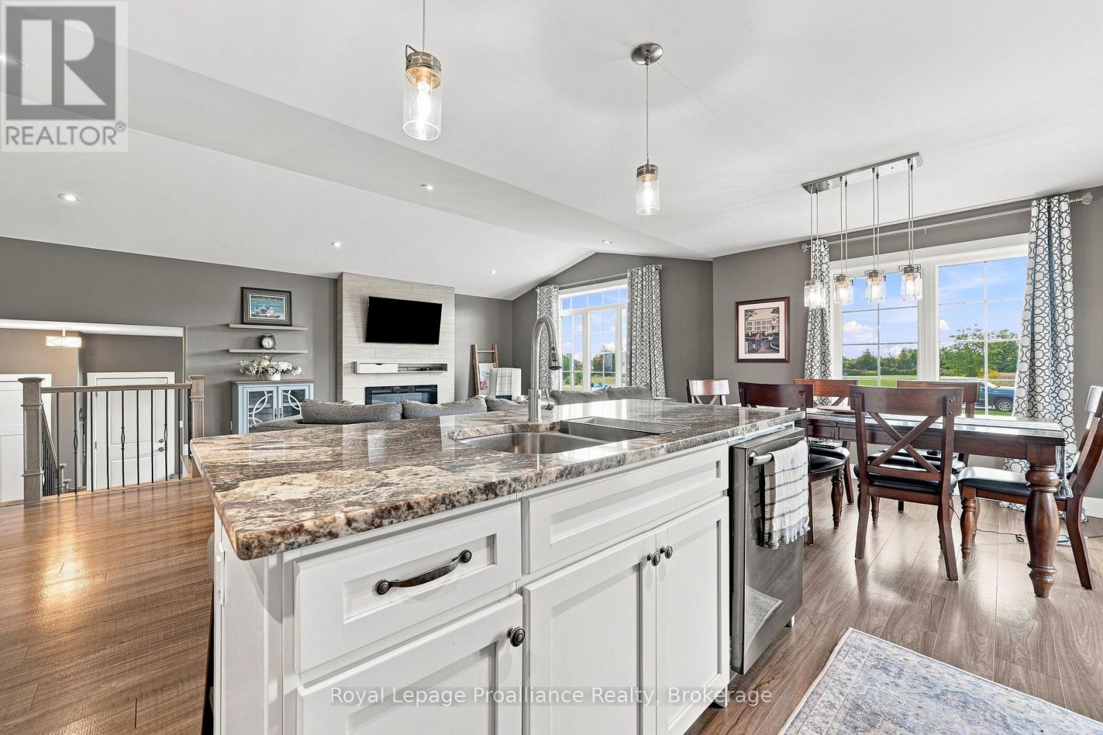 608 Mitchell Road, Belleville, Ontario  K8N 4Z6 - Photo 16 - X13758568