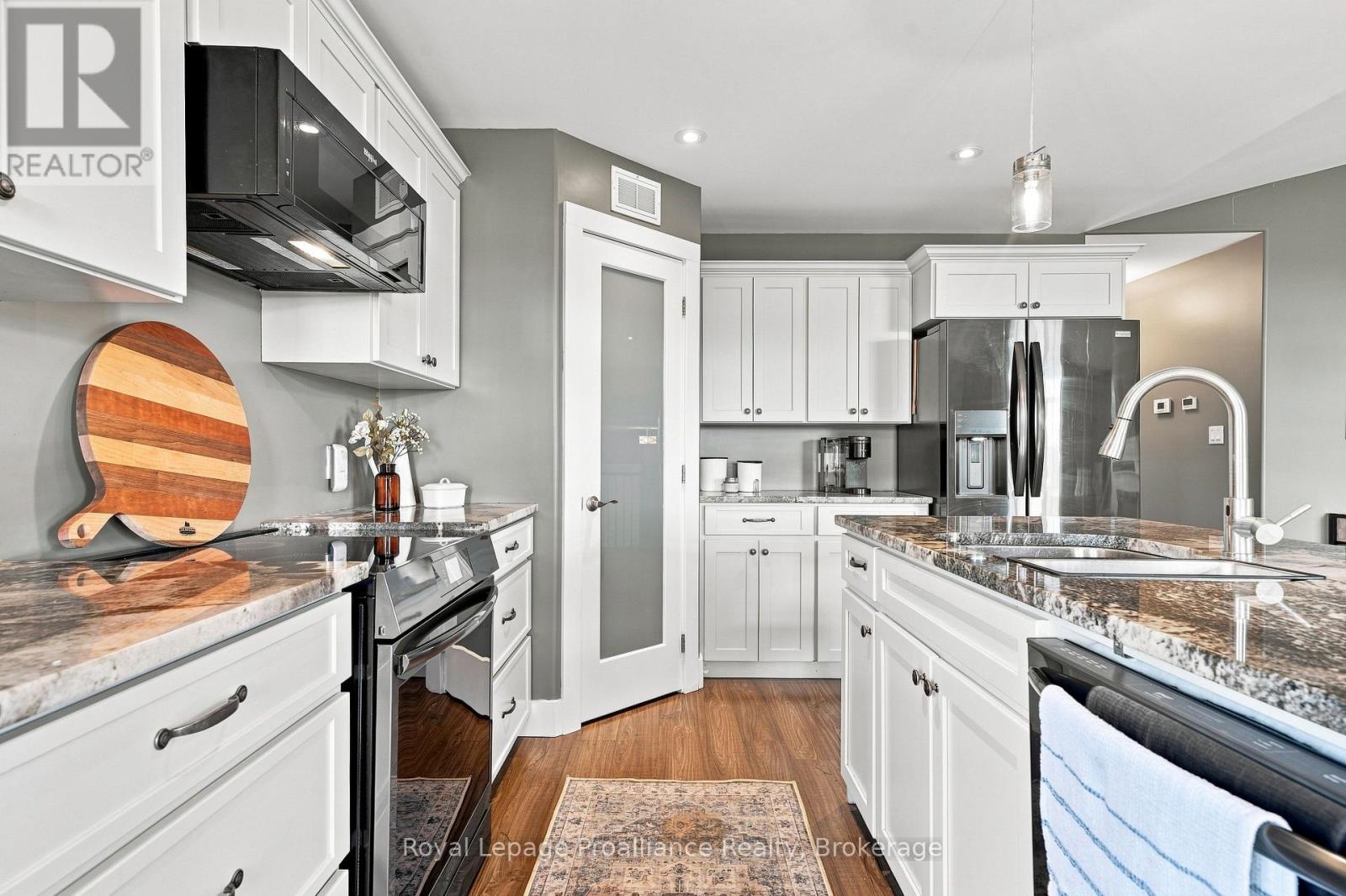 608 Mitchell Road, Belleville, Ontario  K8N 4Z6 - Photo 17 - X13758568
