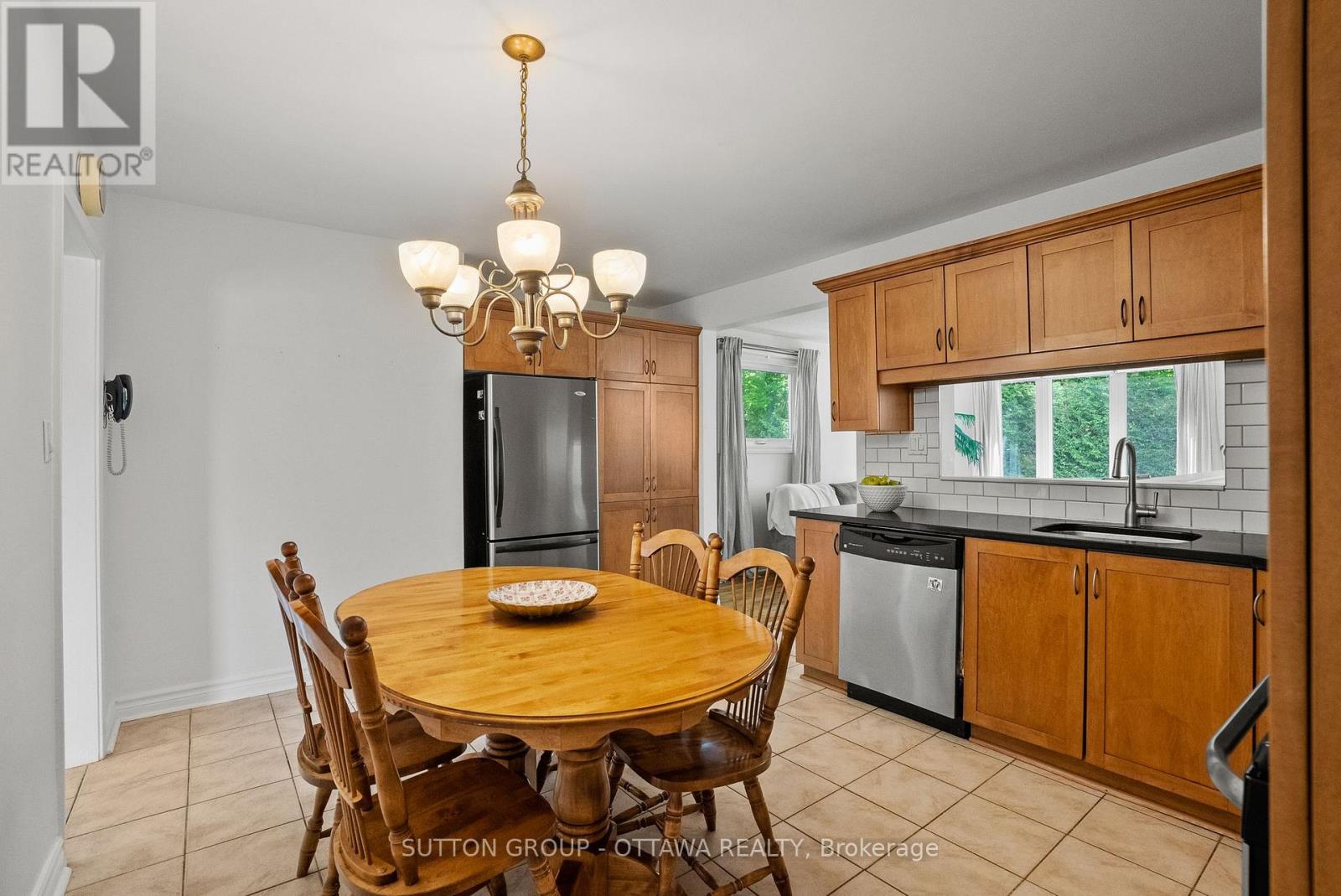 45 Larkspur Drive, Ottawa, Ontario  K2H 6K8 - Photo 14 - X13758522