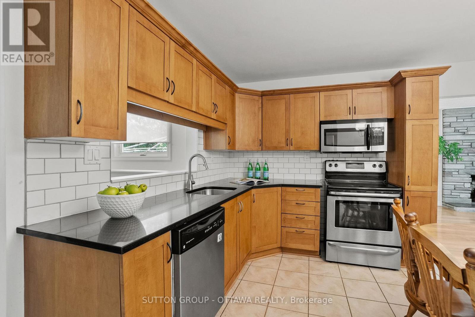 45 Larkspur Drive, Ottawa, Ontario  K2H 6K8 - Photo 15 - X13758522
