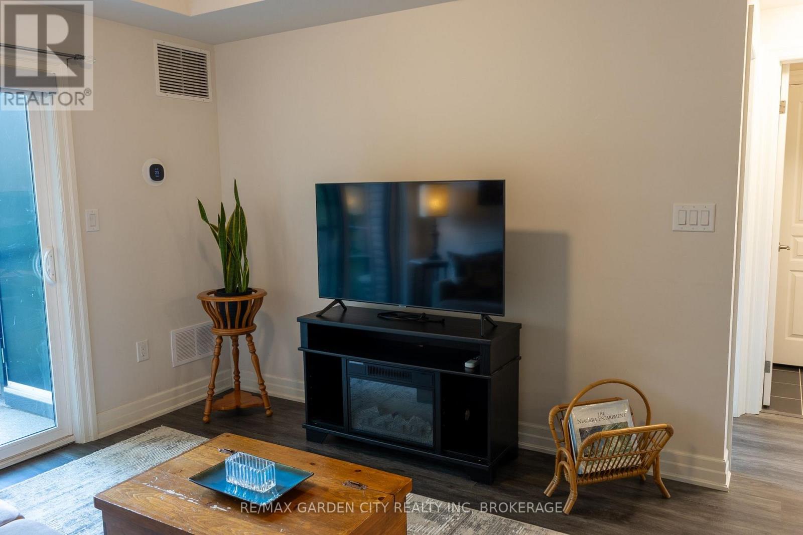 303 - 212 Lakeport Road, St. Catharines, Ontario L2N 0B4 - Photo 14 - X13758452