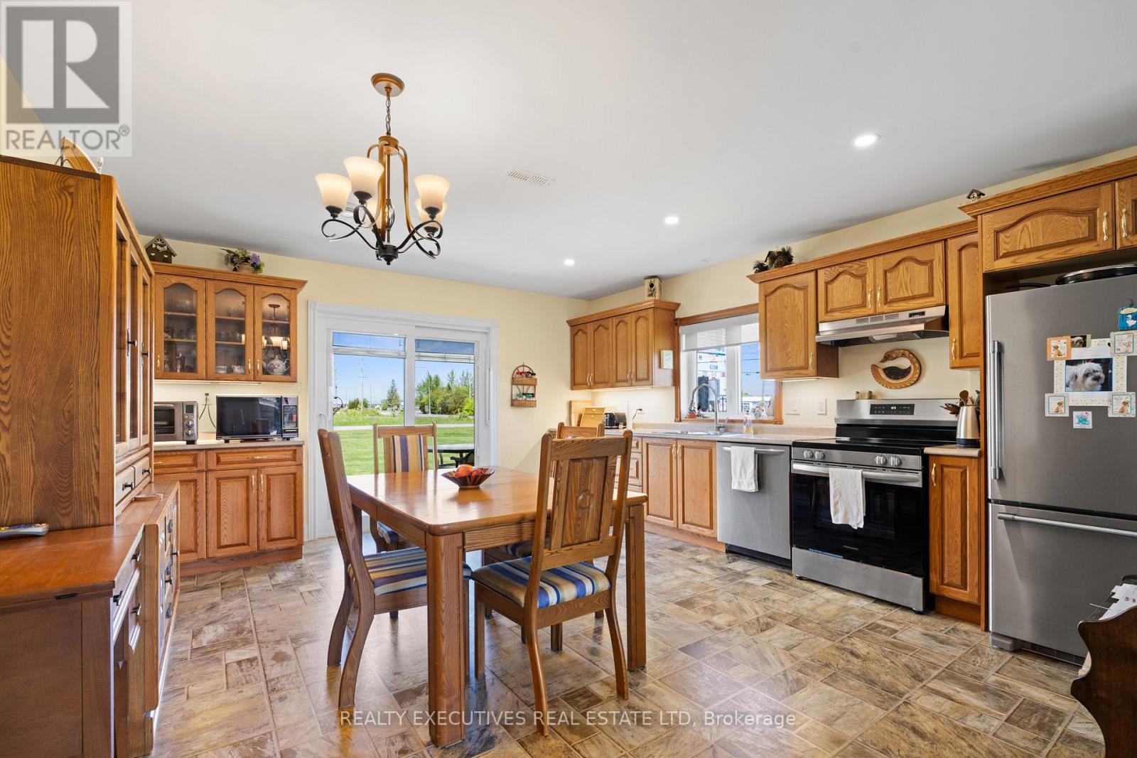 10727 West End Terrace, South Dundas, Ontario  K0E 1K0 - Photo 6 - X13758470
