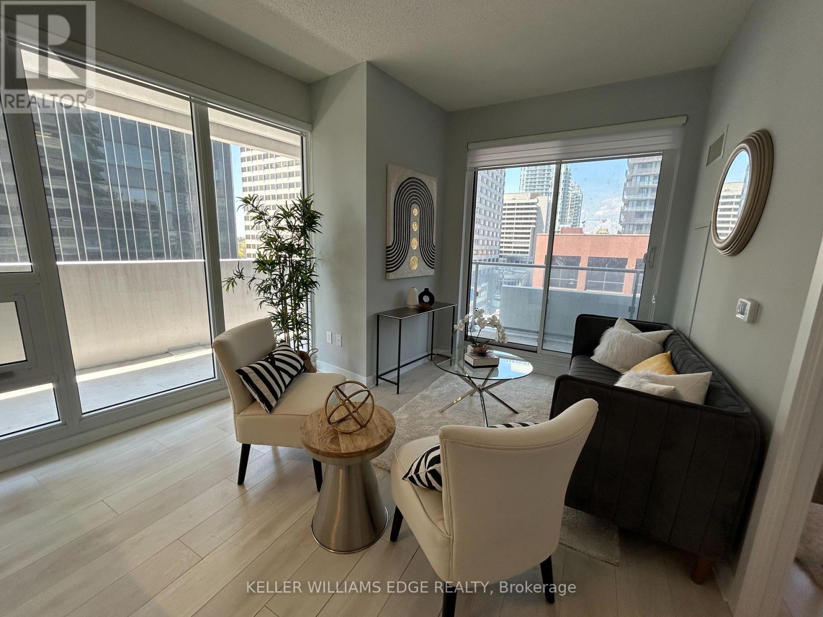 809 - 2221 Yonge Street, Toronto, Ontario  M4S 0B8 - Photo 10 - C13758436