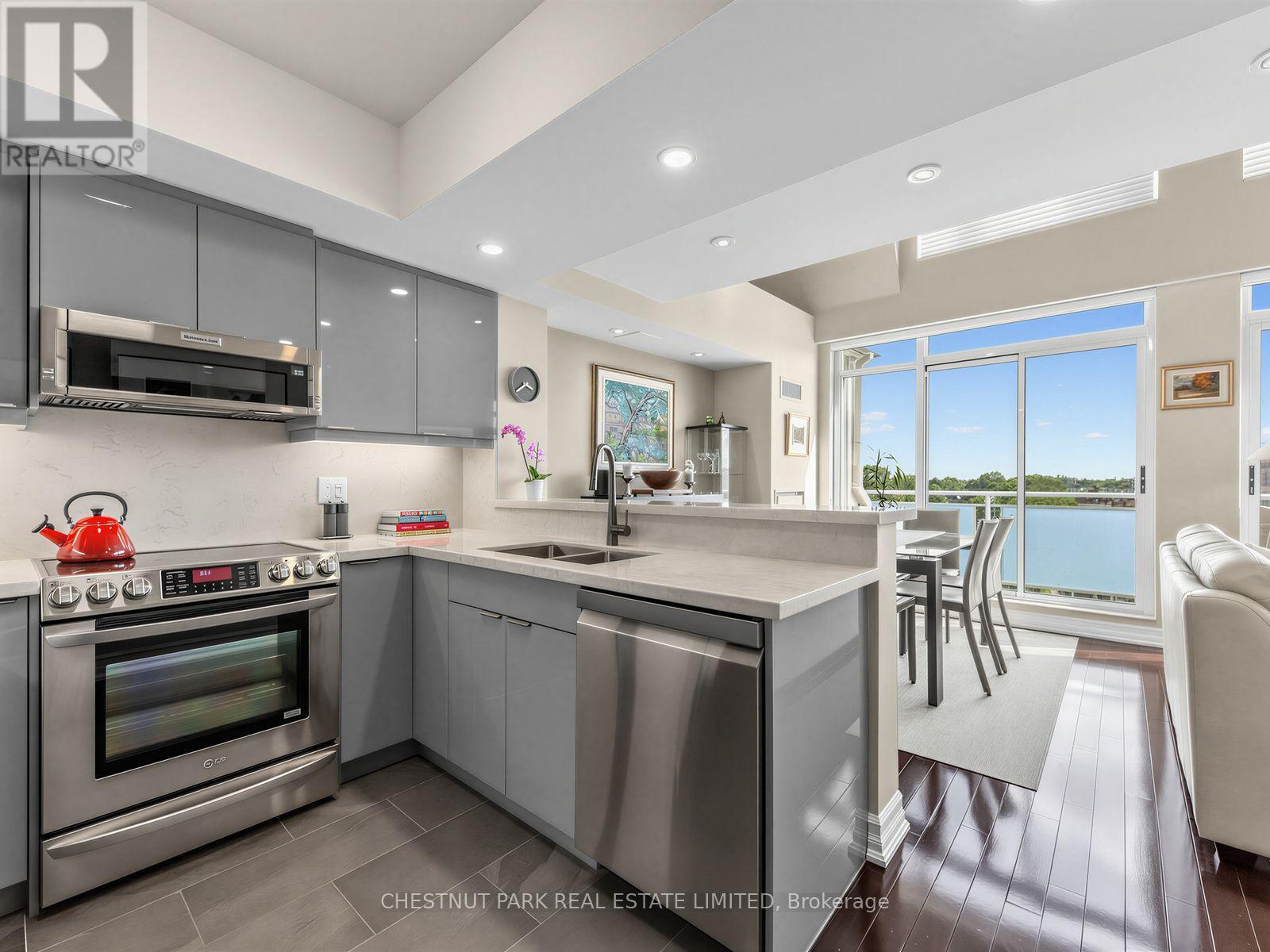 Ph 802 - 1801 Bayview Avenue, Toronto, Ontario  M4G 4K2 - Photo 4 - C13758524
