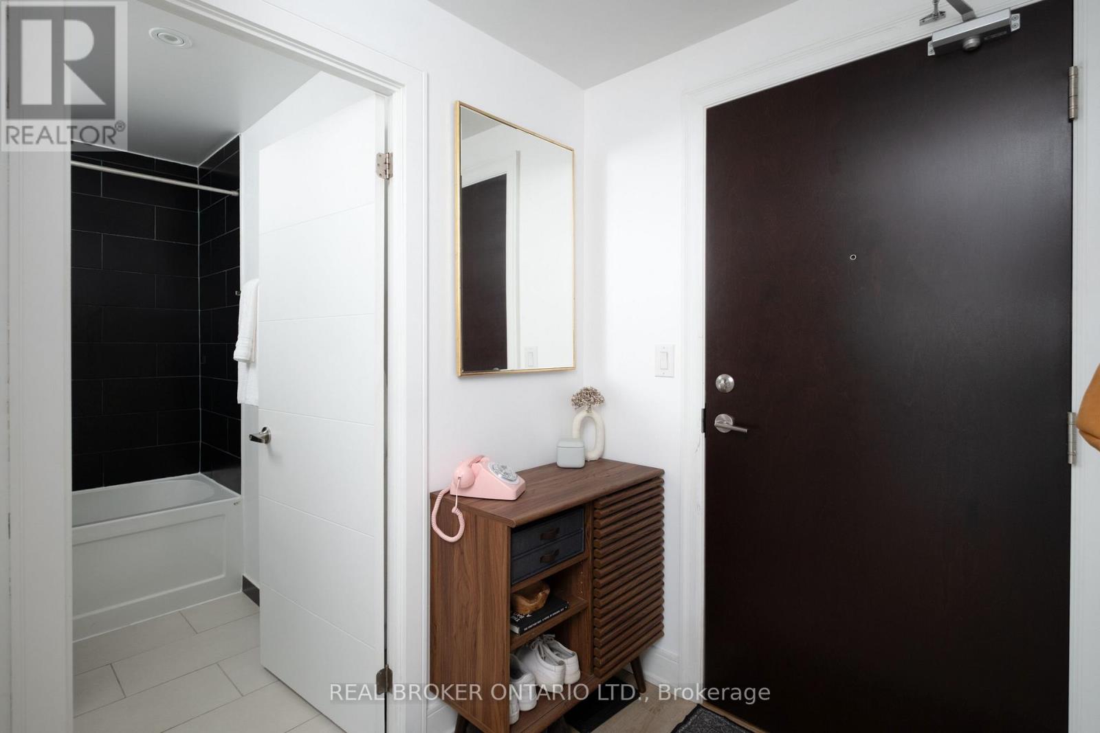407 - 205 Manning Avenue, Toronto, Ontario  M6J 0E2 - Photo 2 - C13758532