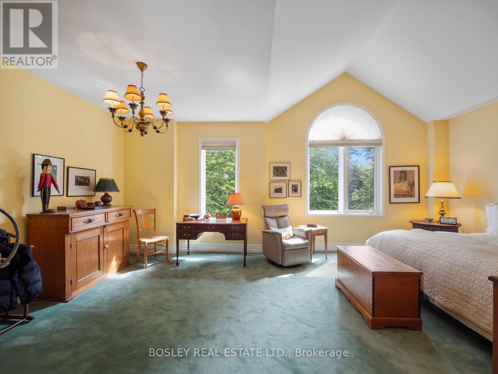 10 De Savery Crescent, Toronto, Ontario  M4S 2L2 - Photo 25 - C13758554