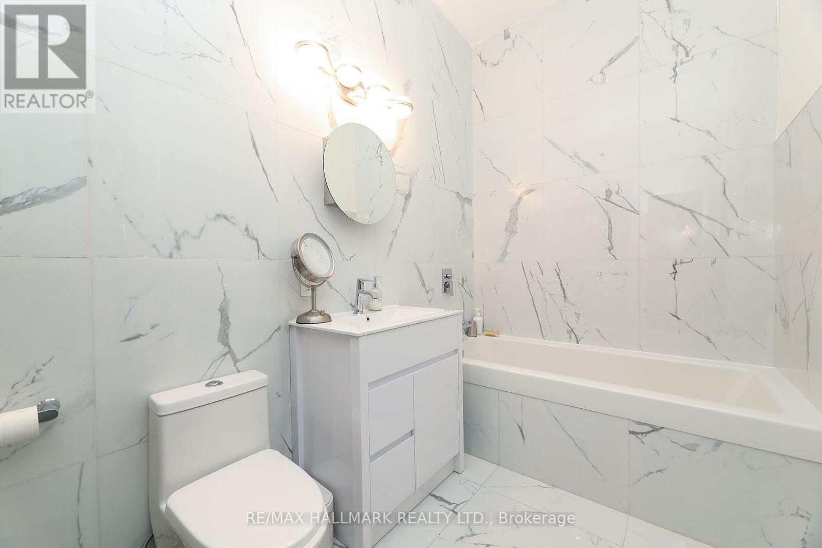 204 - 1842 Queen Street E, Toronto, Ontario  M4L 1H1 - Photo 21 - E13758442