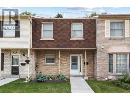 42 - 580 EYER DRIVE, Pickering, Ontario