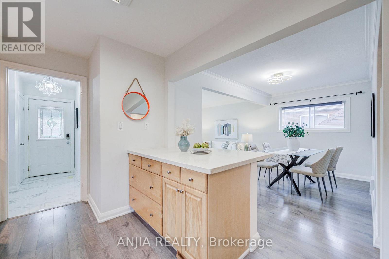 91 Canlish Road, Toronto, Ontario  M1P 1S8 - Photo 14 - E13758548