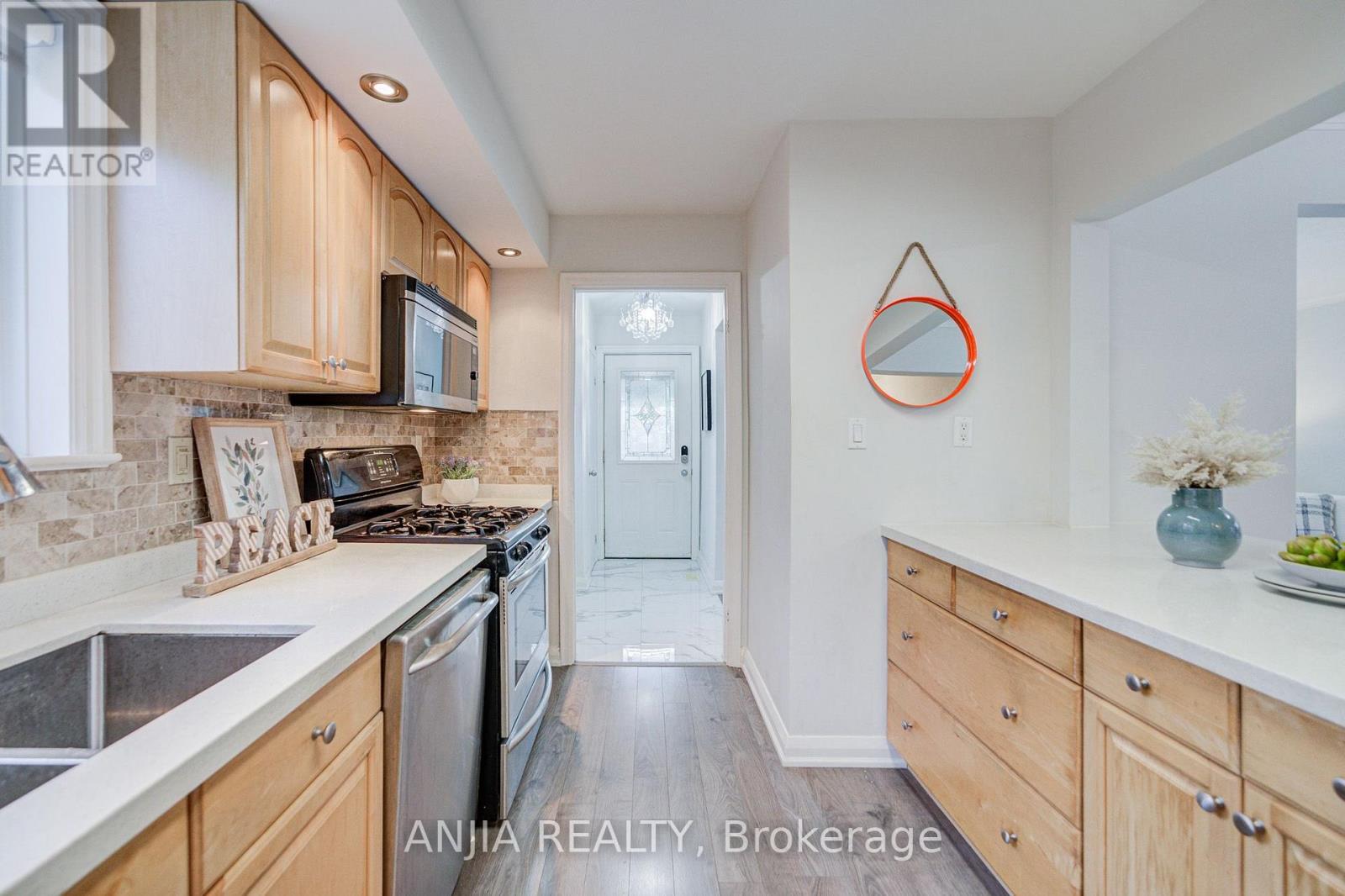 91 Canlish Road, Toronto, Ontario  M1P 1S8 - Photo 15 - E13758548