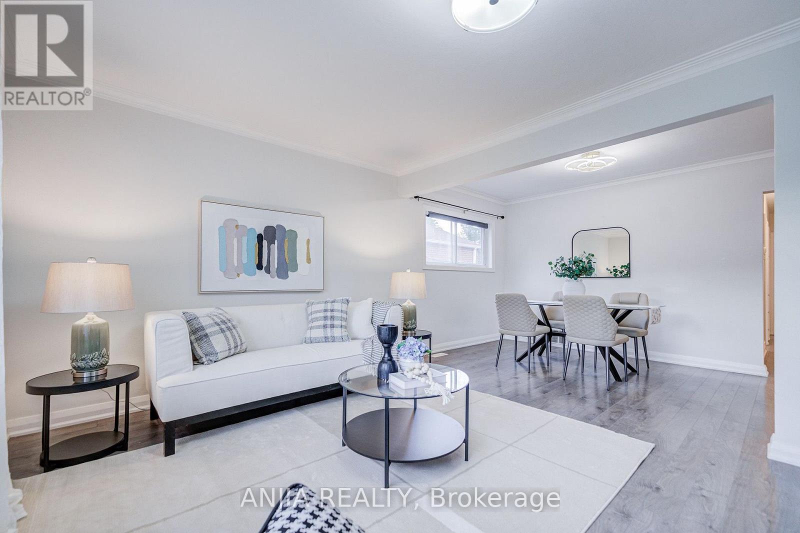 91 Canlish Road, Toronto, Ontario  M1P 1S8 - Photo 2 - E13758548