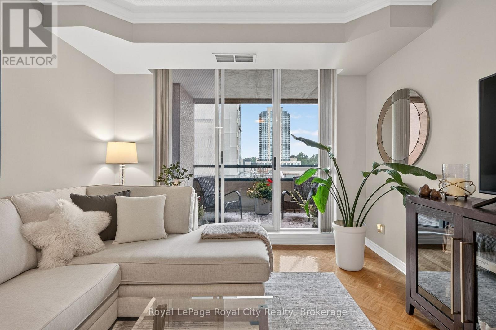 403 - 1 Belvedere Court, Brampton (Downtown Brampton), Ontario  L6V 4M6 - Photo 12 - W13758454