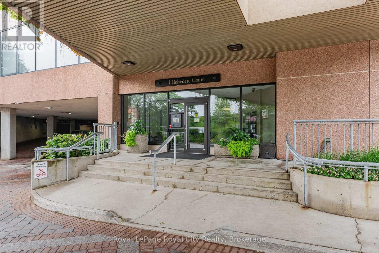 403 - 1 Belvedere Court, Brampton (Downtown Brampton), Ontario  L6V 4M6 - Photo 2 - W13758454