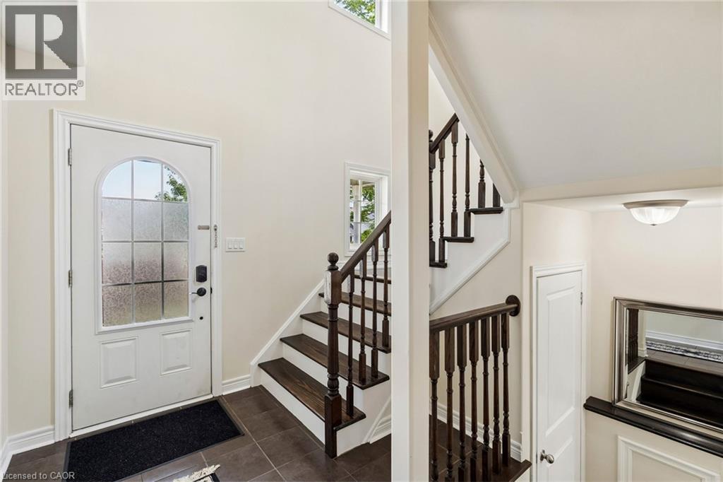 36 Chicory Crescent, St. Catharines, Ontario  L2R 6K7 - Photo 2 - 40861616