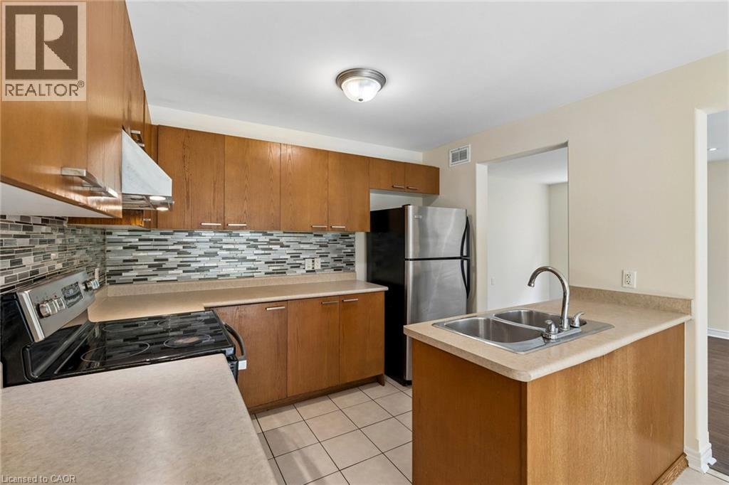 36 Chicory Crescent, St. Catharines, Ontario  L2R 6K7 - Photo 7 - 40861616