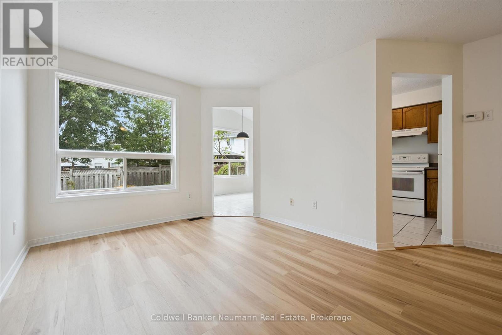 24 Lee Street, Guelph (Grange Road), Ontario  N1E 7H1 - Photo 13 - X13758476