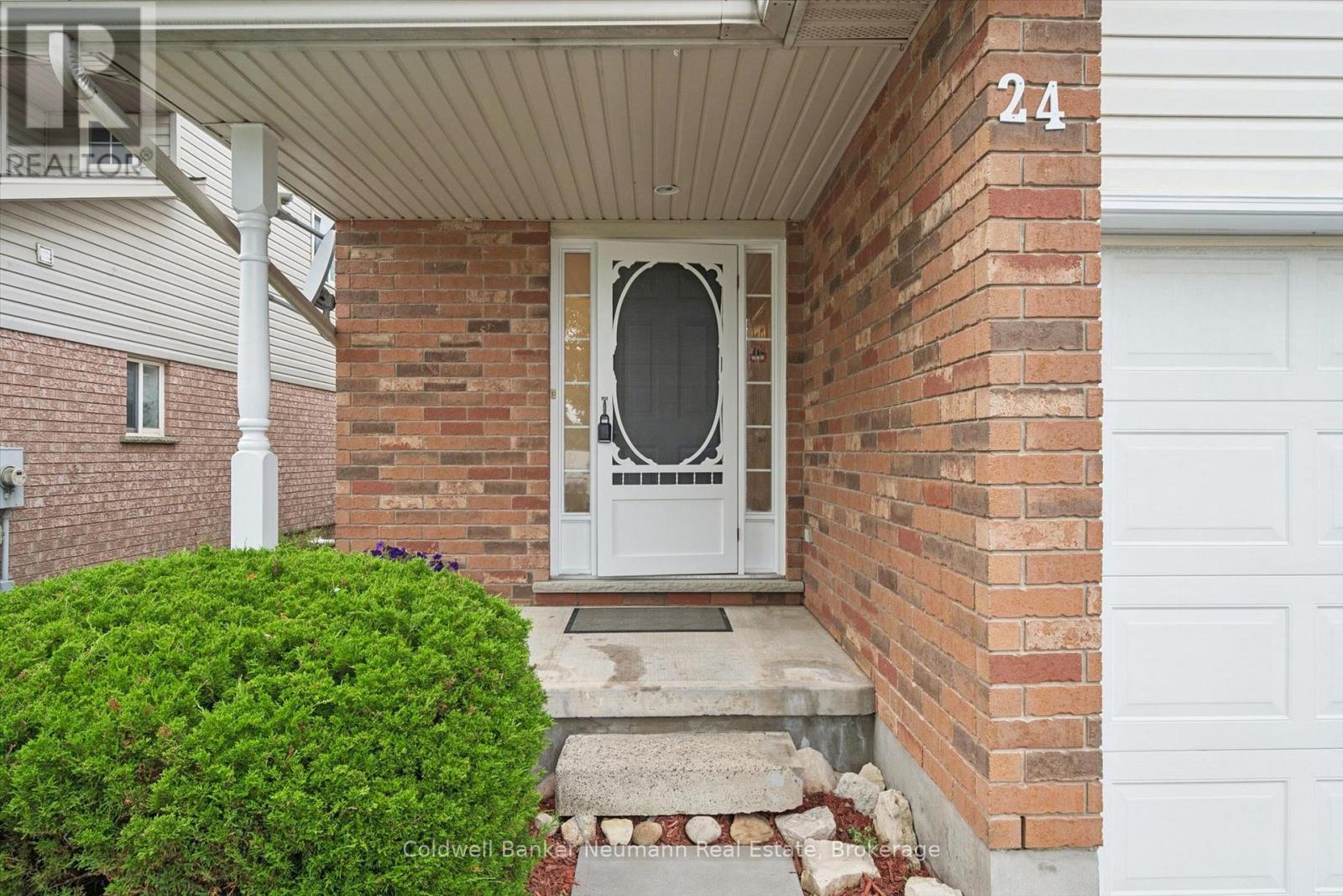 24 Lee Street, Guelph (Grange Road), Ontario  N1E 7H1 - Photo 5 - X13758476