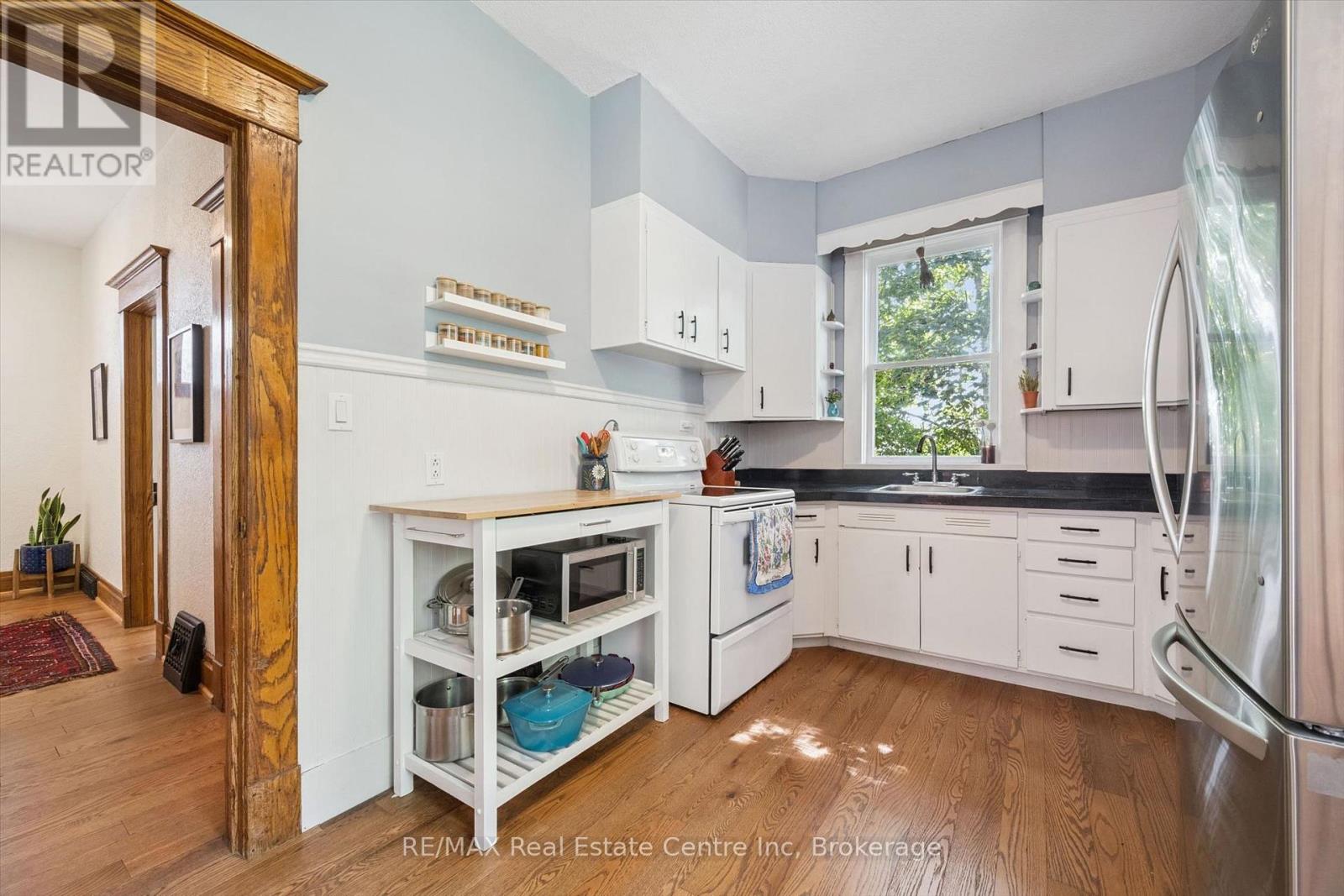 699 St Andrew Street W, Centre Wellington, Ontario  N1M 1P7 - Photo 11 - X13758588