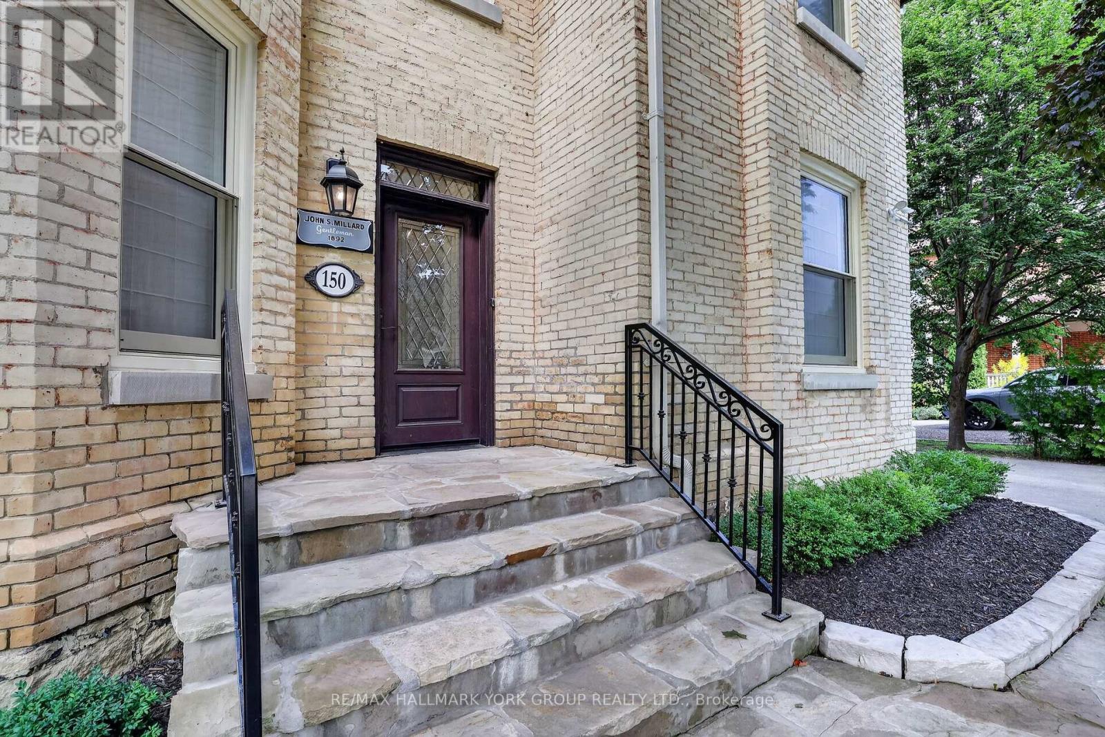 150 Lorne Avenue, Newmarket, Ontario  L3Y 4J7 - Photo 3 - N13758492