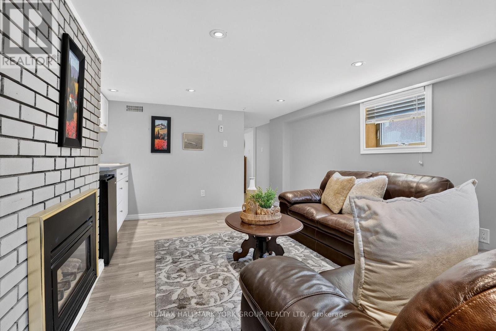 150 Lorne Avenue, Newmarket, Ontario  L3Y 4J7 - Photo 34 - N13758492