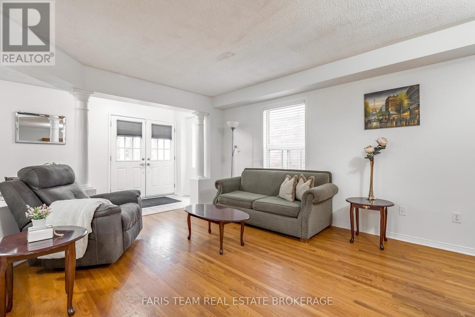 28 Mccurdy Drive, New Tecumseth (Tottenham), Ontario  L0G 1W0 - Photo 10 - N13758506