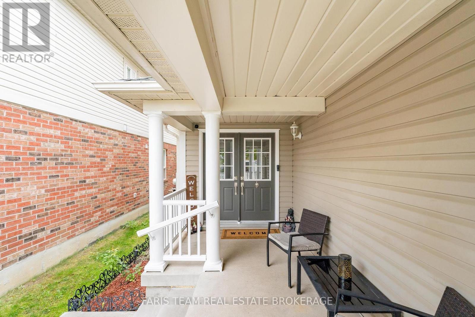 28 Mccurdy Drive, New Tecumseth (Tottenham), Ontario  L0G 1W0 - Photo 3 - N13758506