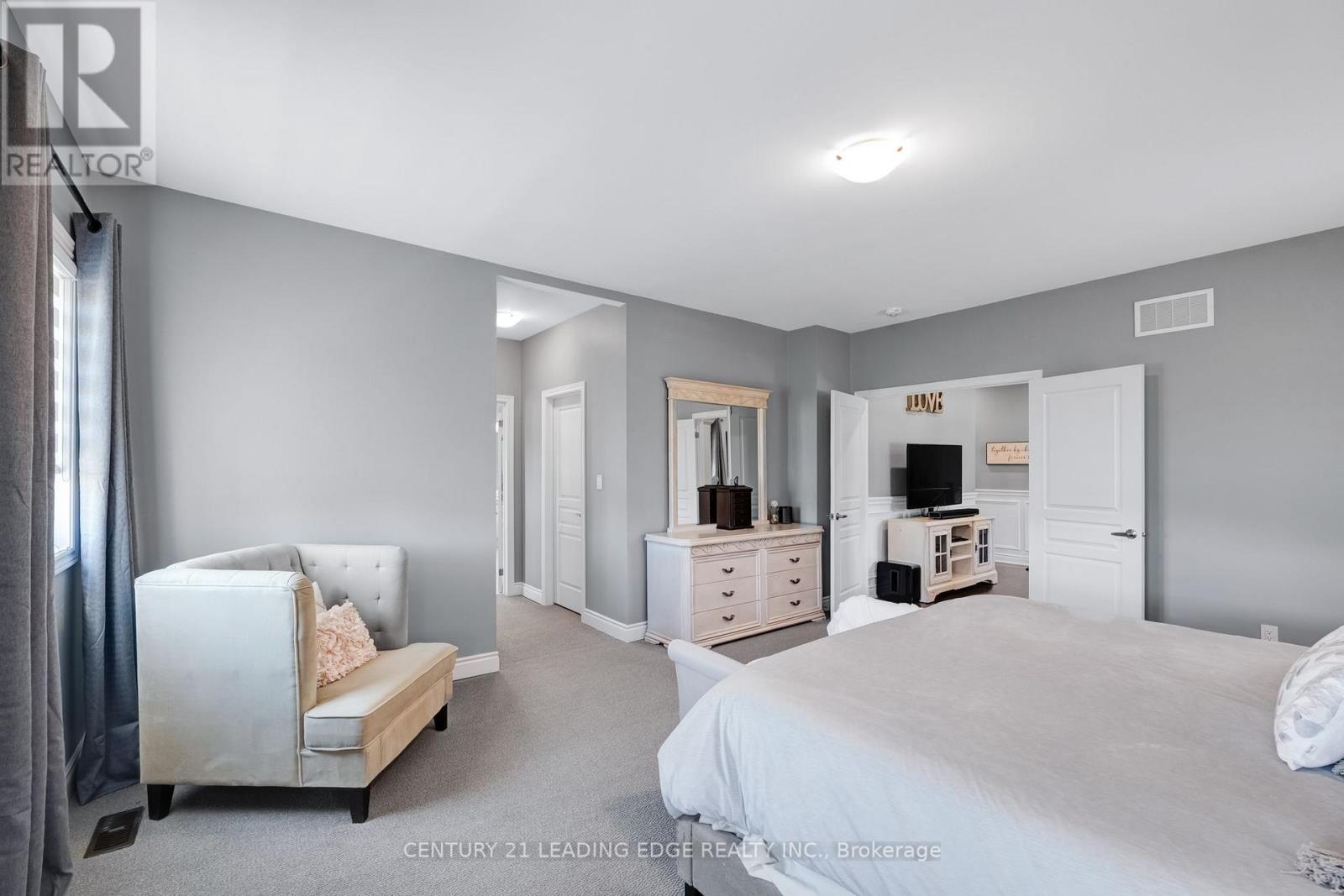 56 Walter Tunny Crescent, East Gwillimbury, Ontario  L9N 0R4 - Photo 20 - N13758540