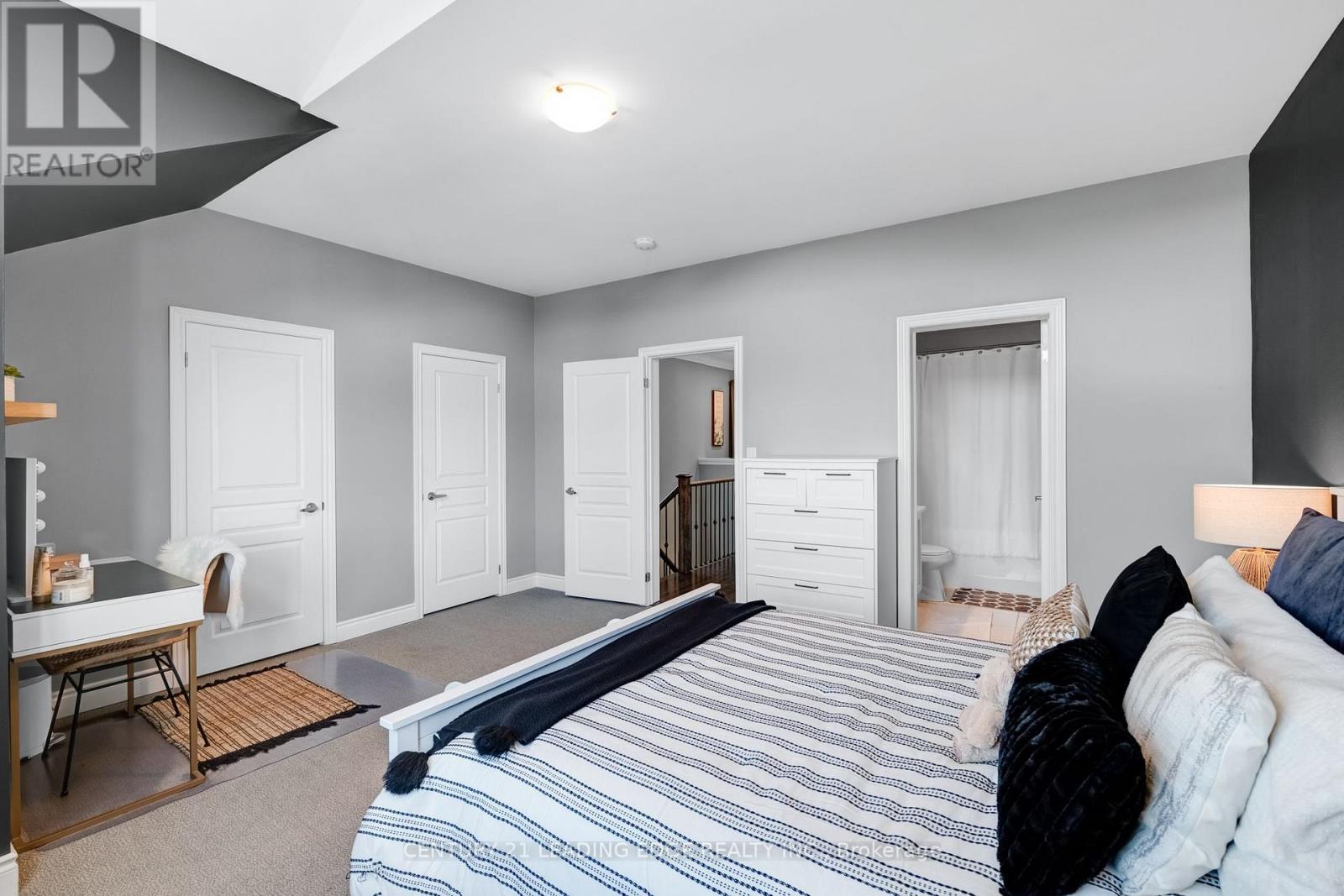 56 Walter Tunny Crescent, East Gwillimbury, Ontario  L9N 0R4 - Photo 23 - N13758540