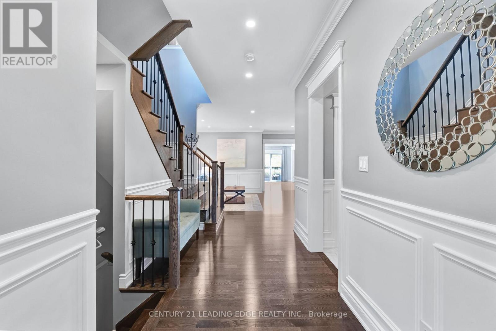 56 Walter Tunny Crescent, East Gwillimbury, Ontario  L9N 0R4 - Photo 4 - N13758540