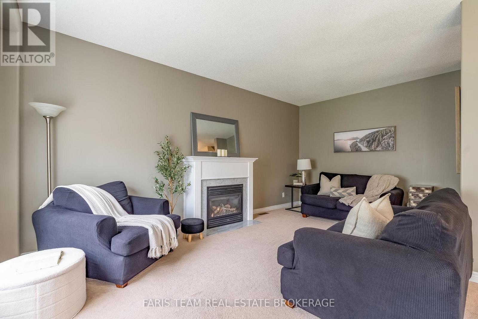 24 Pepin Court, Barrie (Innis-Shore), Ontario  L4M 7J4 - Photo 11 - S13758542