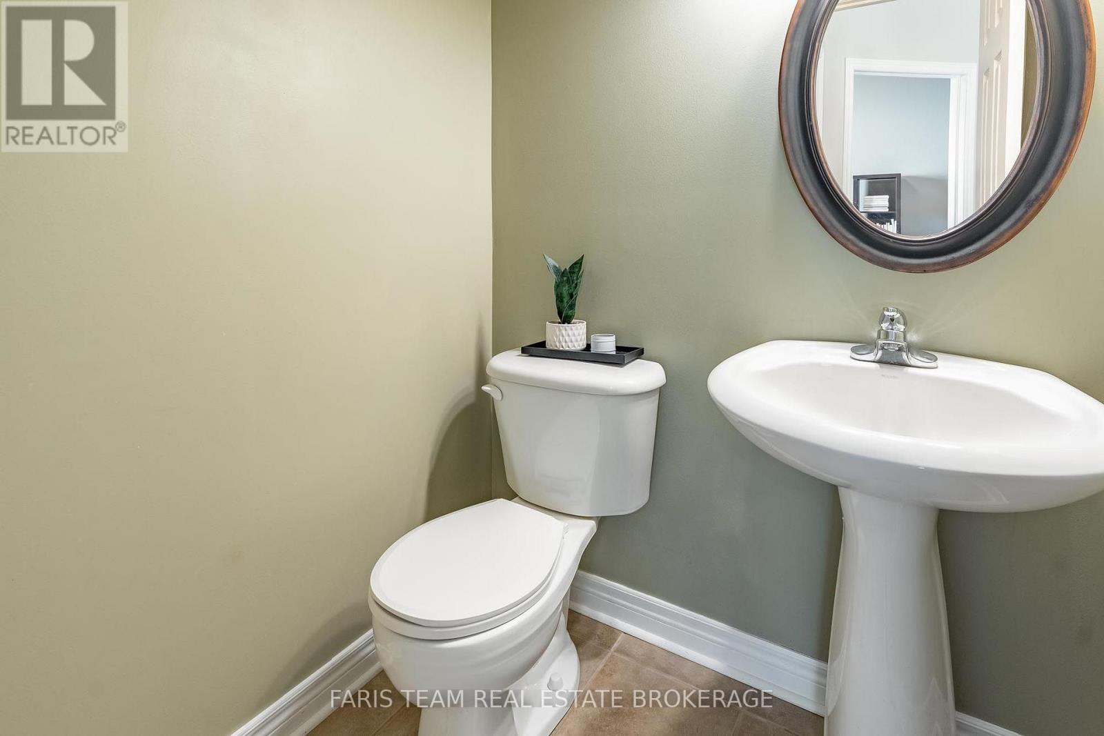 24 Pepin Court, Barrie (Innis-Shore), Ontario  L4M 7J4 - Photo 18 - S13758542