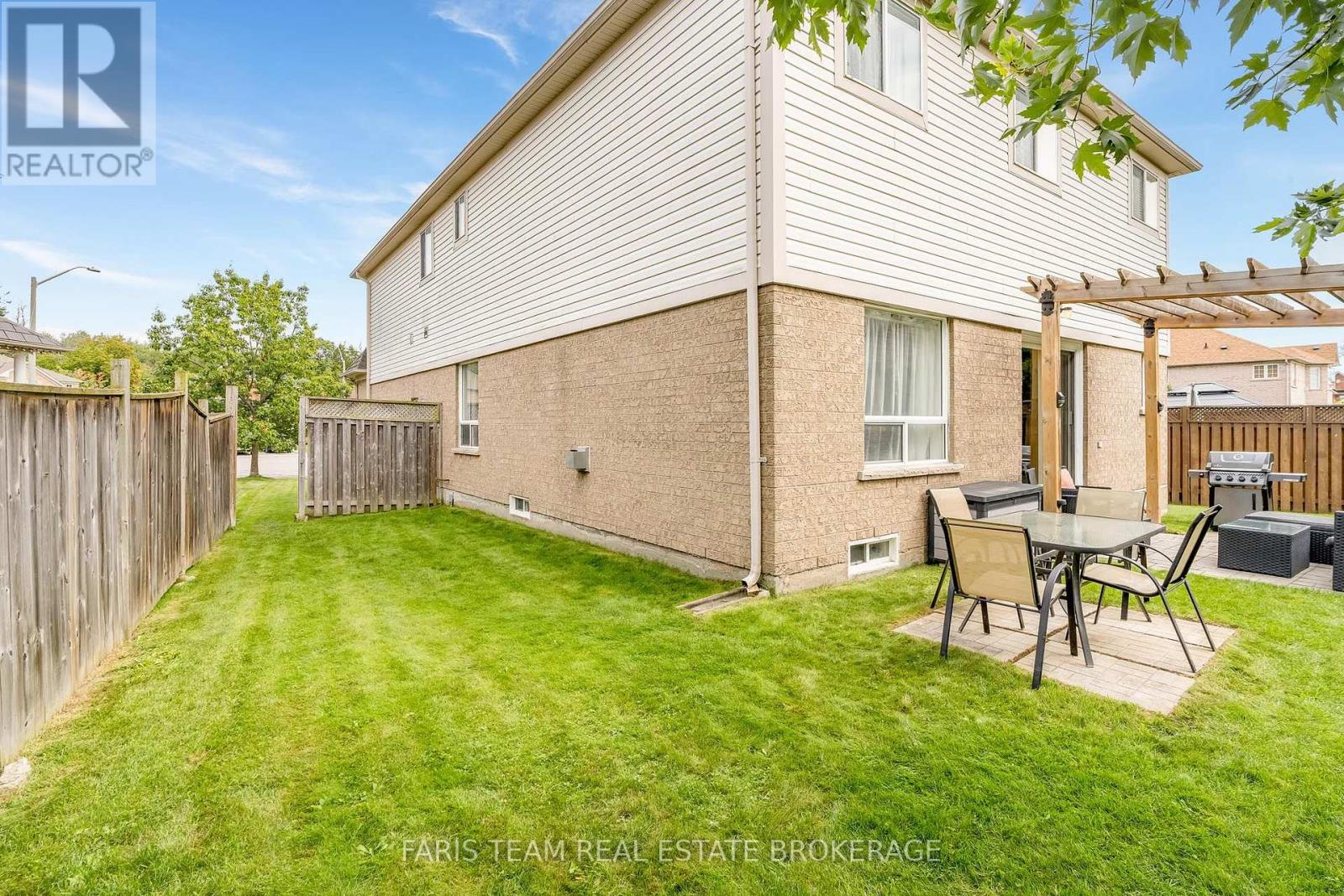 24 Pepin Court, Barrie (Innis-Shore), Ontario  L4M 7J4 - Photo 34 - S13758542