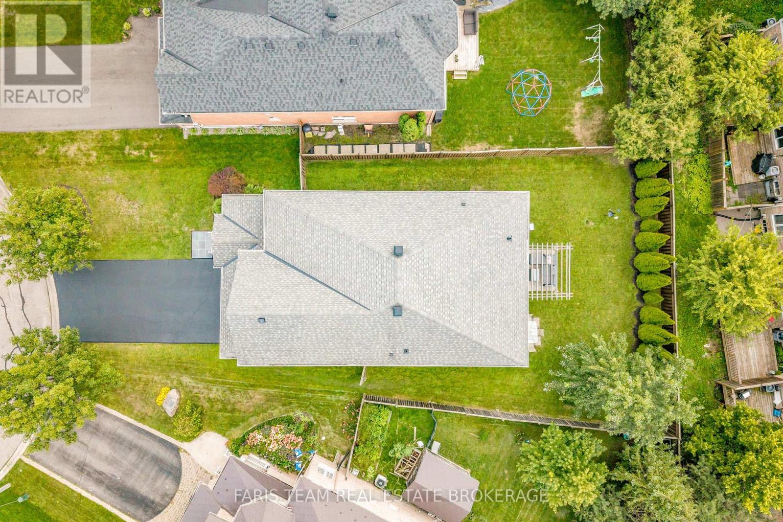 24 Pepin Court, Barrie (Innis-Shore), Ontario  L4M 7J4 - Photo 38 - S13758542