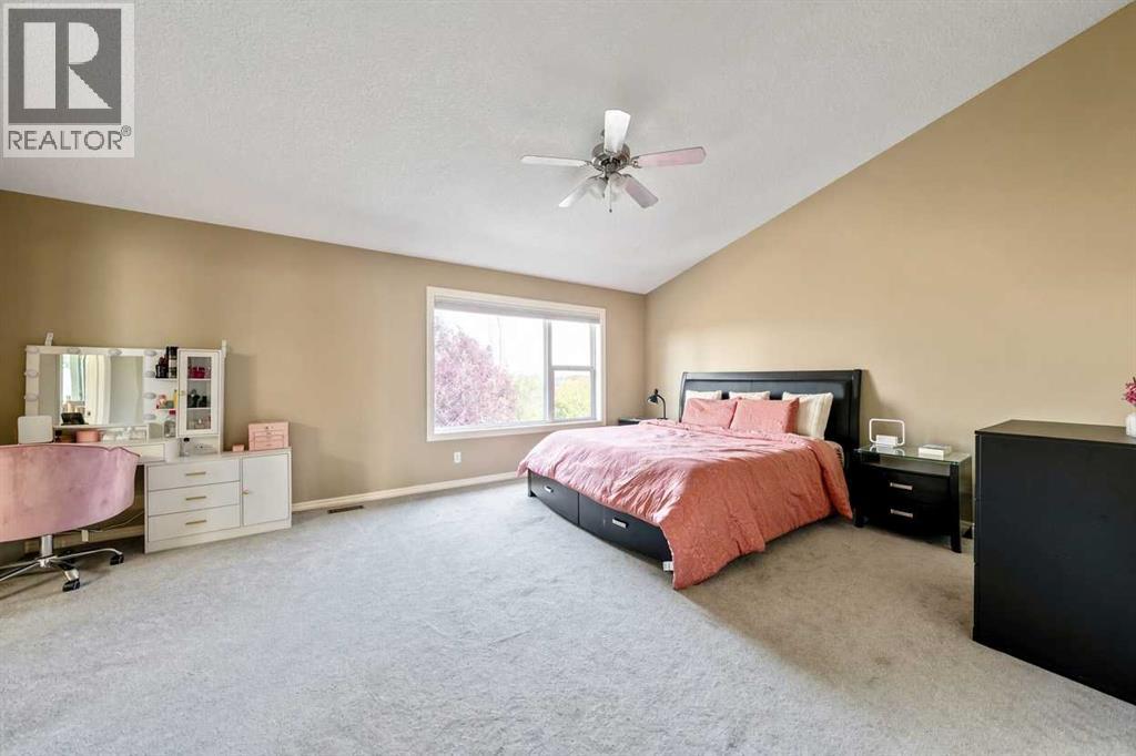115 Coopers Hill SW, Airdrie, Alberta  T4B 0B9 - Photo 22 - A2343677