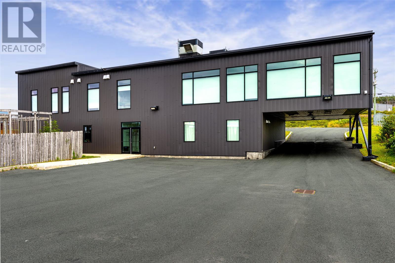 385 East White Hills Road Unit#B, St.Johns