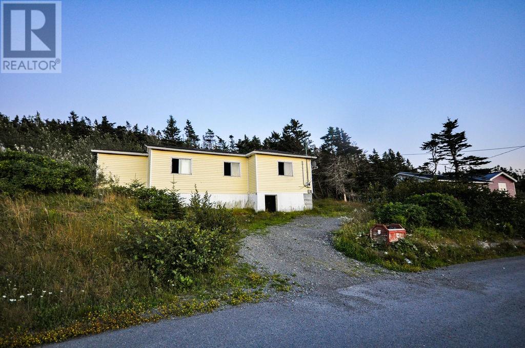 52-54 New Settlement Hill, Freshwater — photo 2