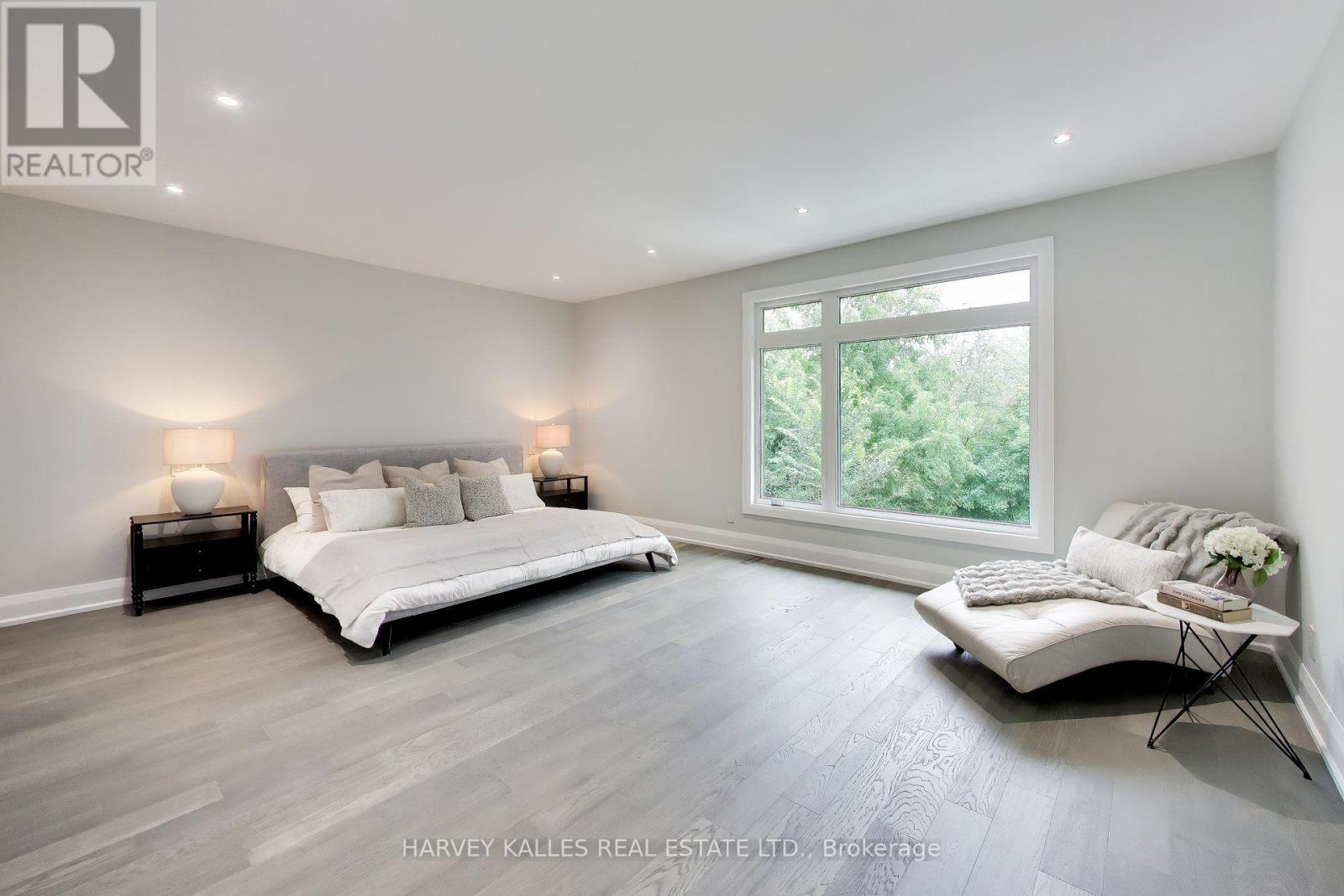 24 Ravenscrest Drive, Toronto, Ontario  M9B 5M7 - Photo 22 - W13758460