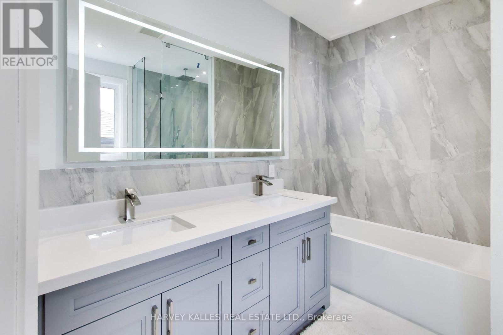 24 Ravenscrest Drive, Toronto, Ontario  M9B 5M7 - Photo 24 - W13758460