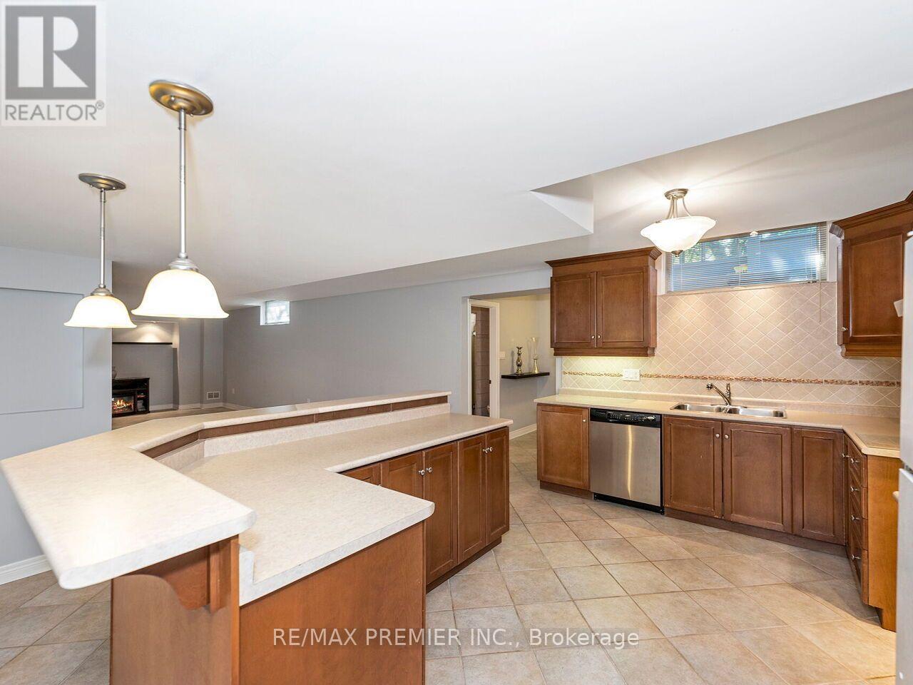 27 Gaydon Avenue, Toronto, Ontario  M9M 1G6 - Photo 29 - W13758586